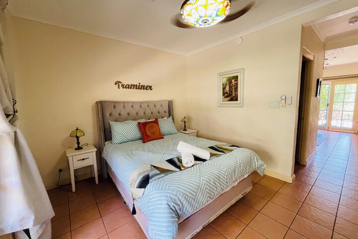 Room 19 of 214