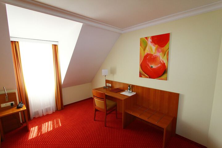 Room 31 of 44
