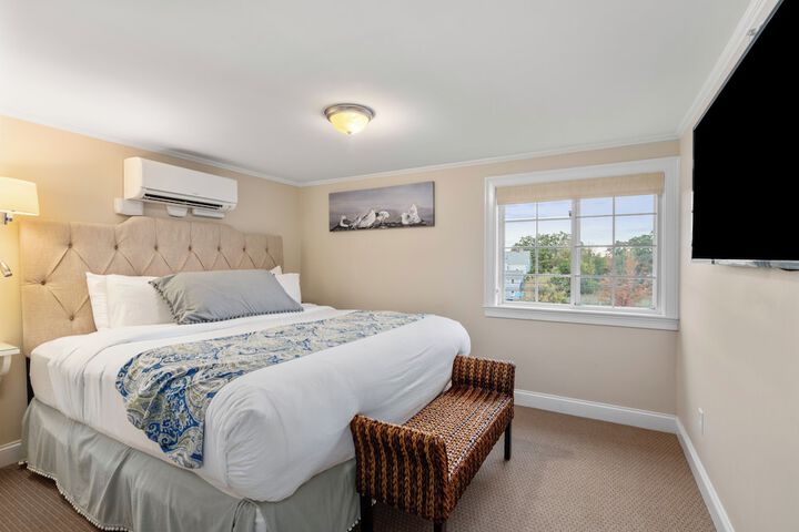 Room 21 of 79