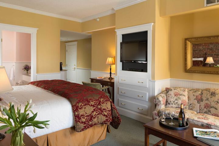 Room 22 of 56