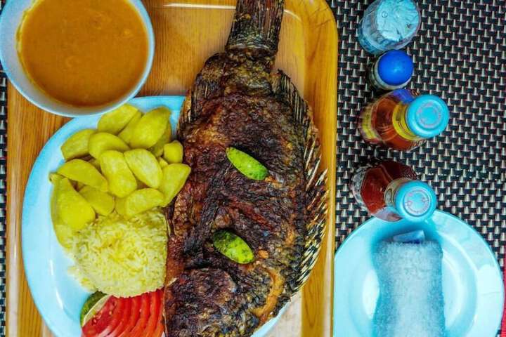 Dining 45 of 76