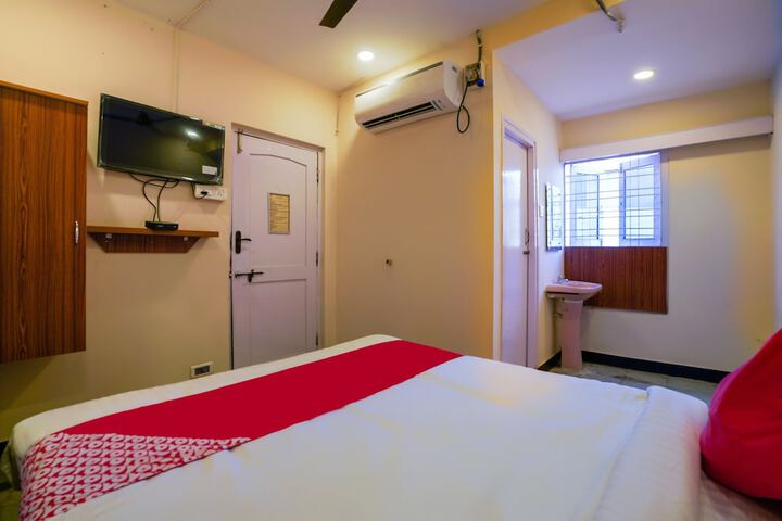 Room 8 of 36