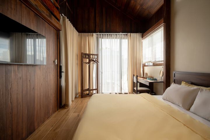 HÔM Stay - Phố đi bộ
