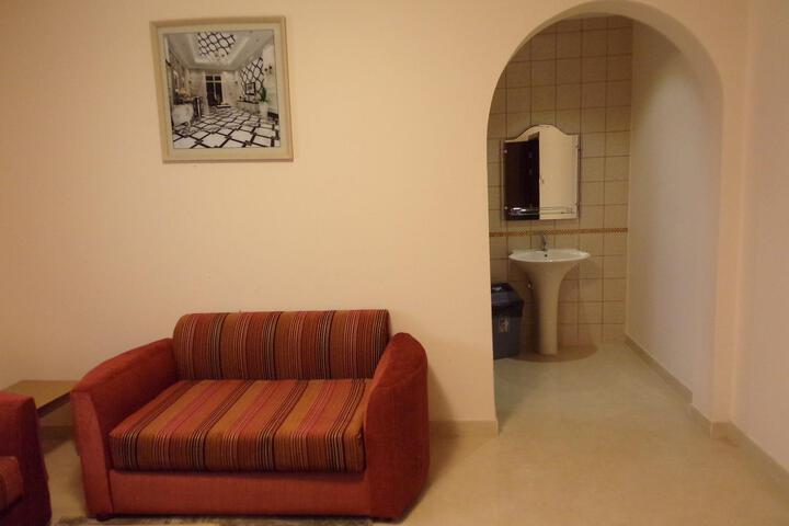Room 1 of 5