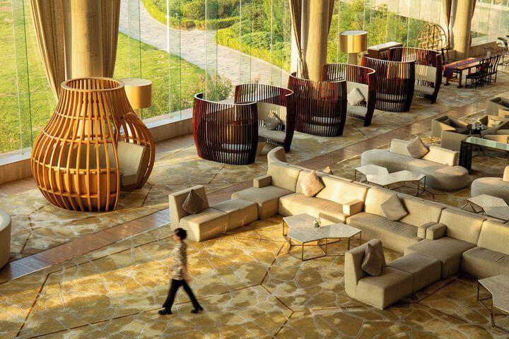 Hotel Interior 7 of 91
