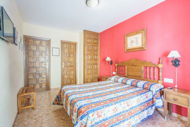 Room 28 of 78