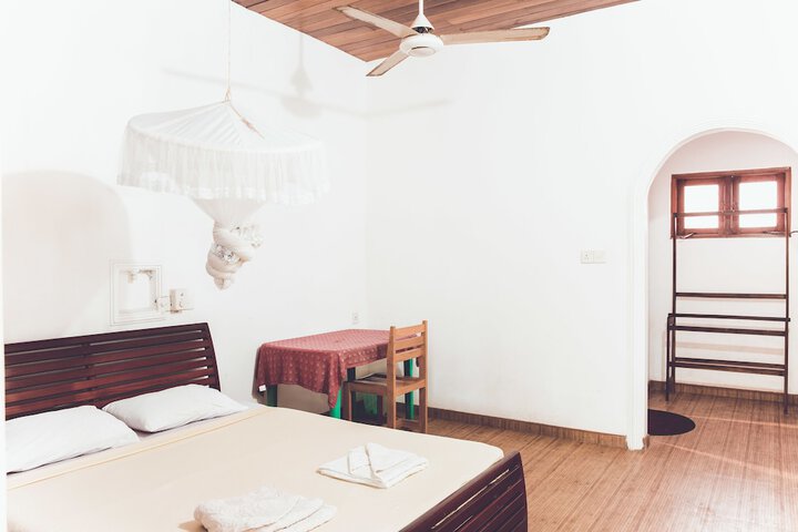 Room 4 of 59