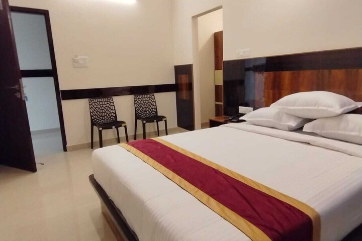 Room 20 of 38