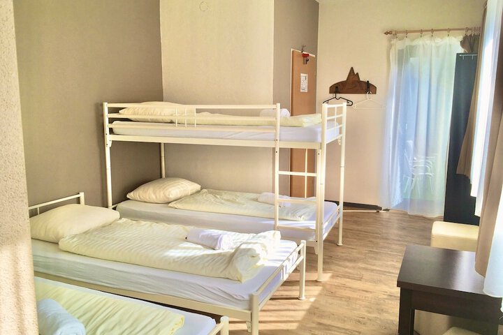 Room 21 of 76