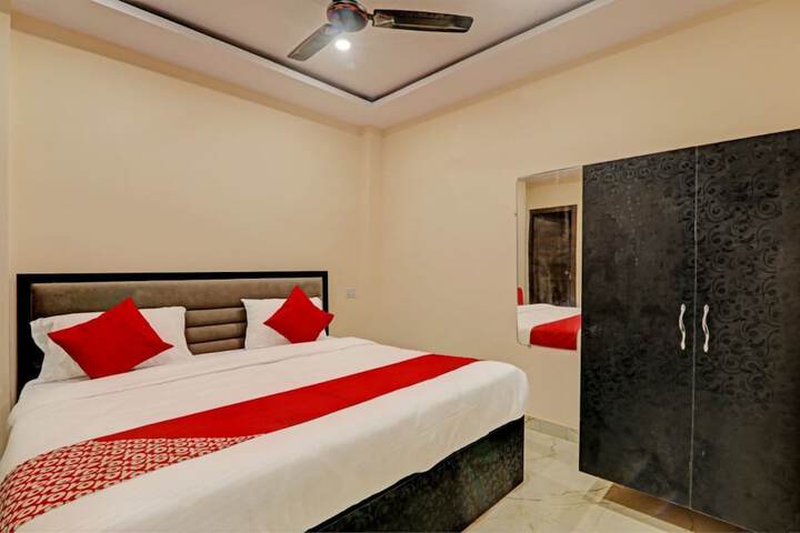 Room 7 of 10