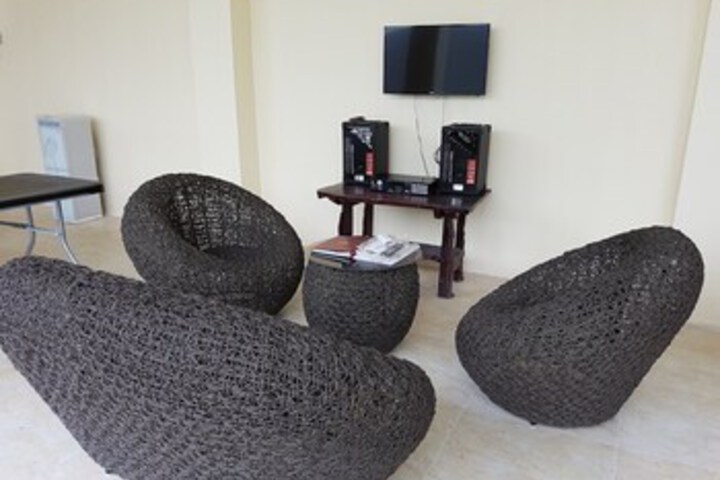Room 10 of 20