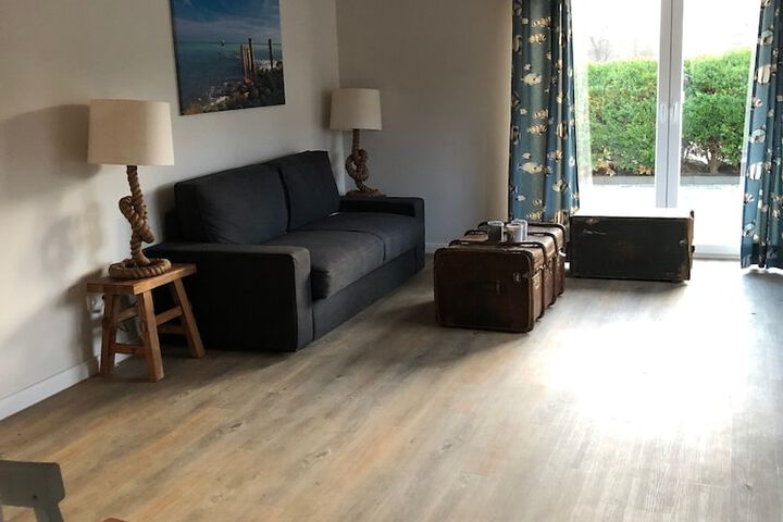 Room 44 of 77