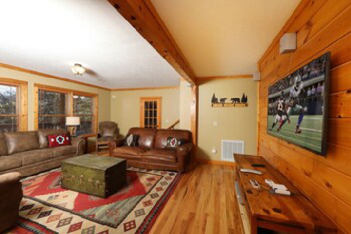 Room 12 of 25