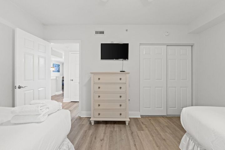 Room 37 of 145