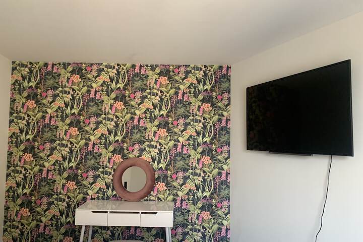 Room 3 of 19