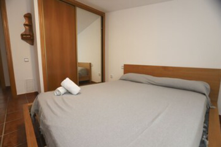 Room 42 of 49