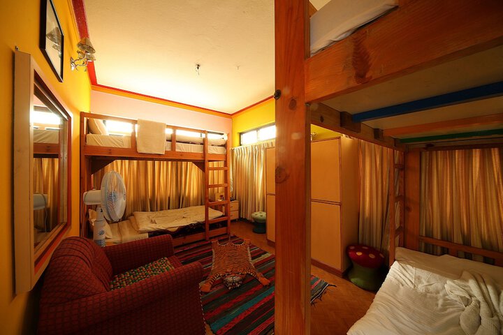 Room 13 of 99
