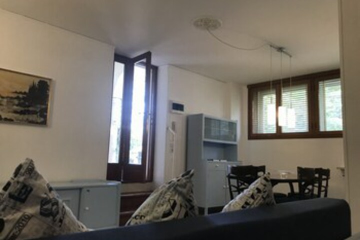 Room 21 of 46