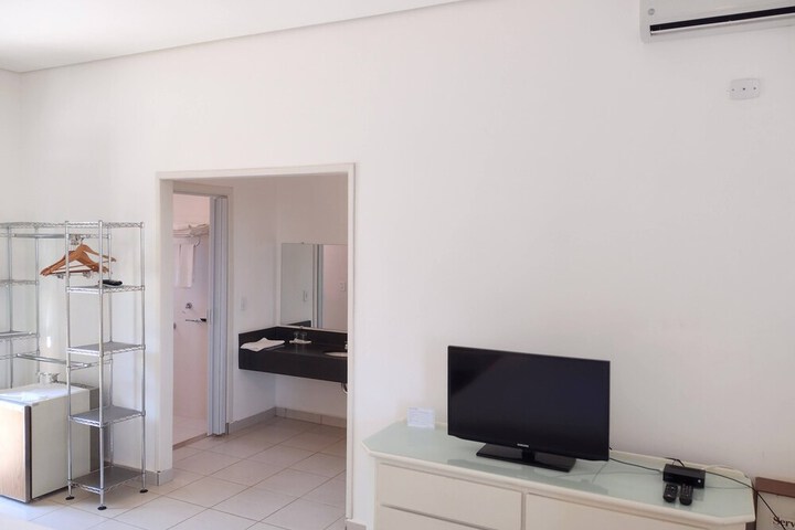 Room 6 of 52