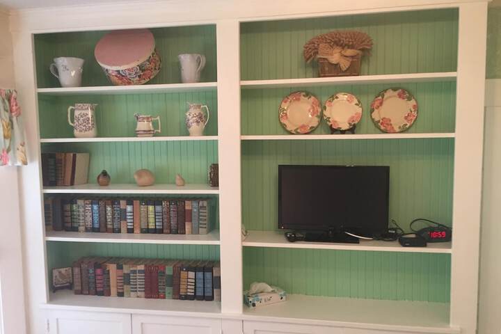 Room 9 of 156