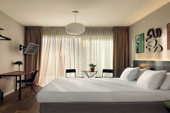 Room 22 of 58