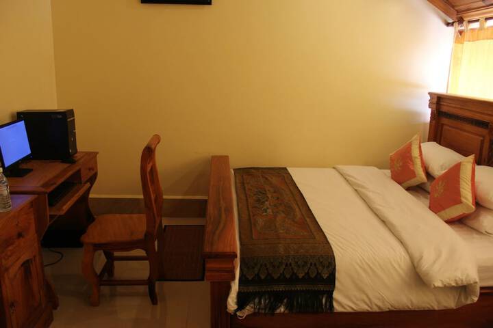 Room 7 of 71