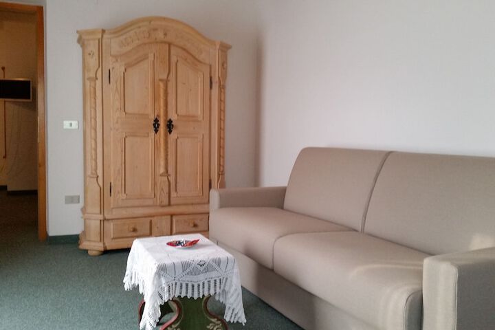 Room 50 of 92