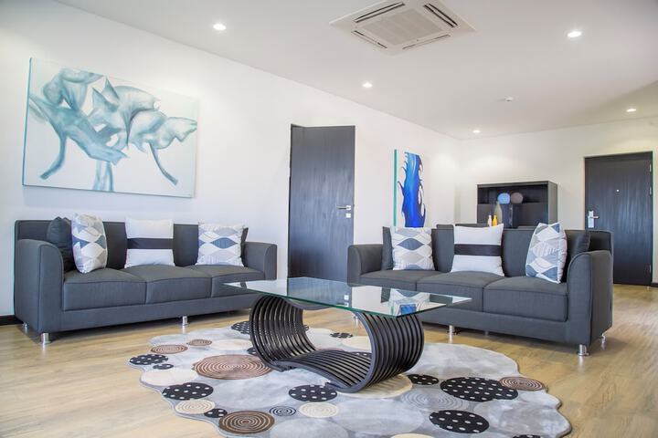 Room 4 of 31