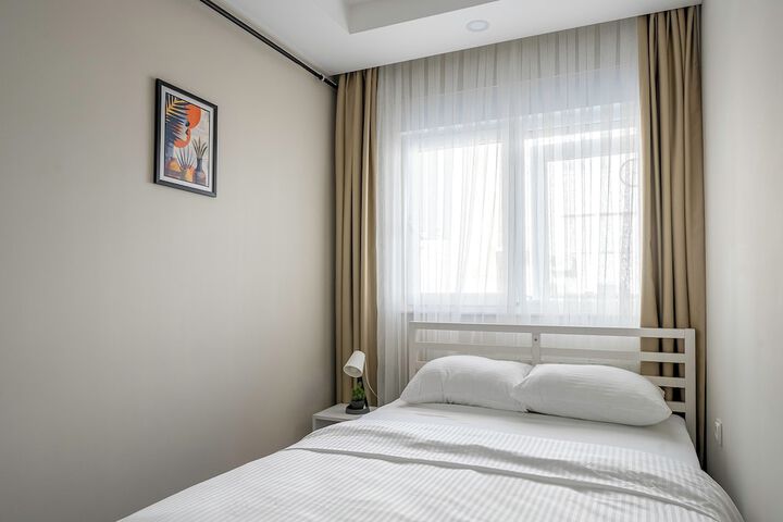 Room 61 of 293