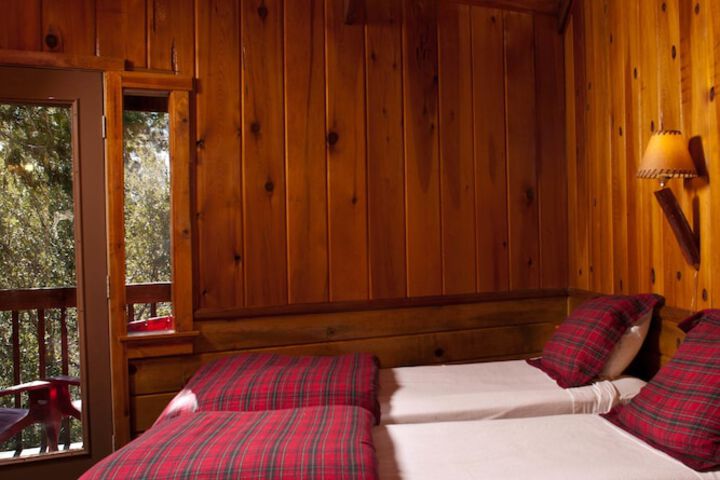Room 2 of 47