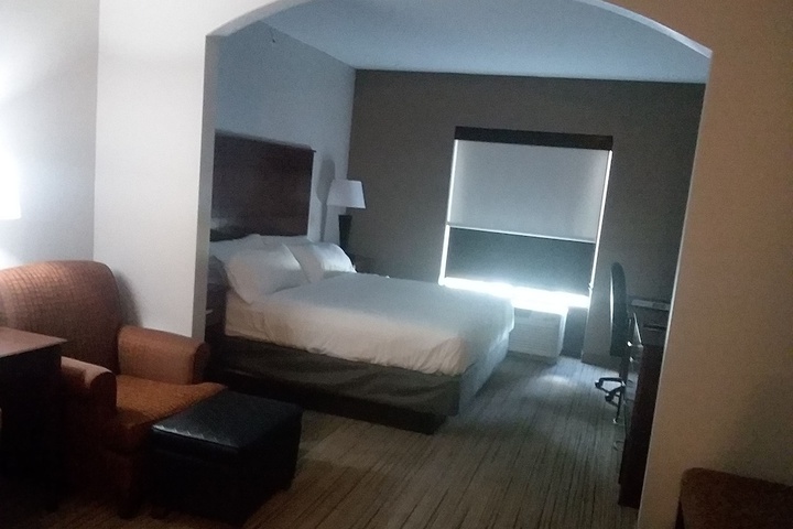 Room 5 of 59