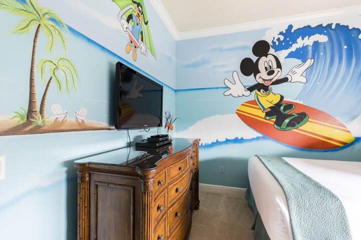 Room 26 of 84