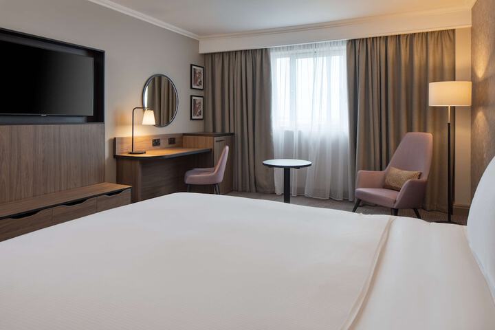 Room 14 of 87