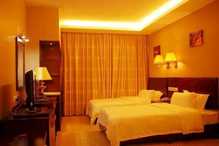 Room 2 of 7