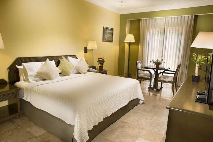 Hotel Los Itzaes by 5th av in Playa del Carmen