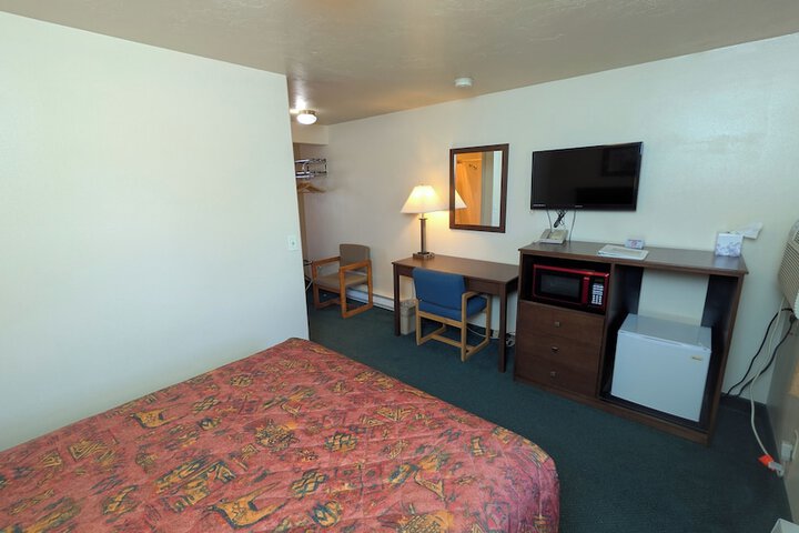 Room 36 of 84