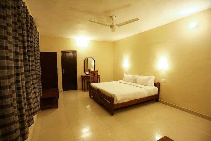 Room 15 of 129