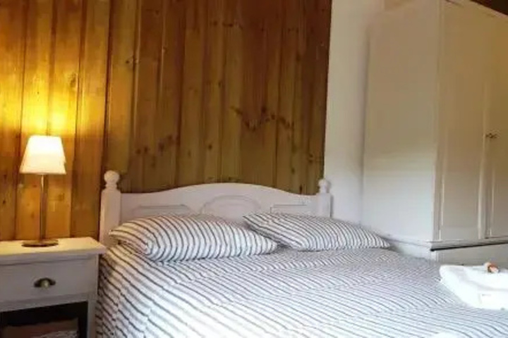Room 3 of 14