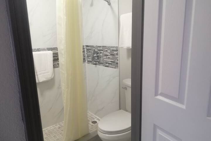 Room 16 of 22