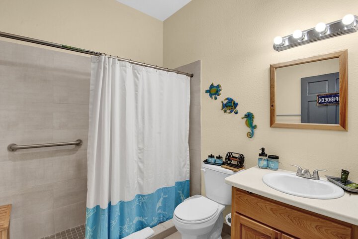 Room 15 of 34