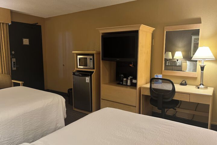 Room 14 of 49