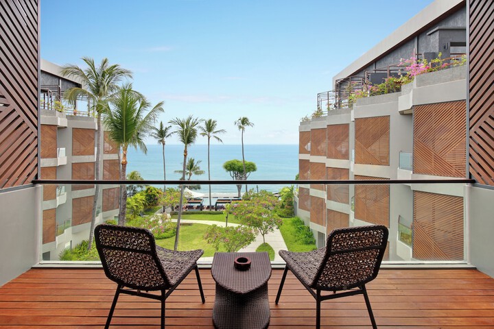 Terrace/Patio 38 of 100