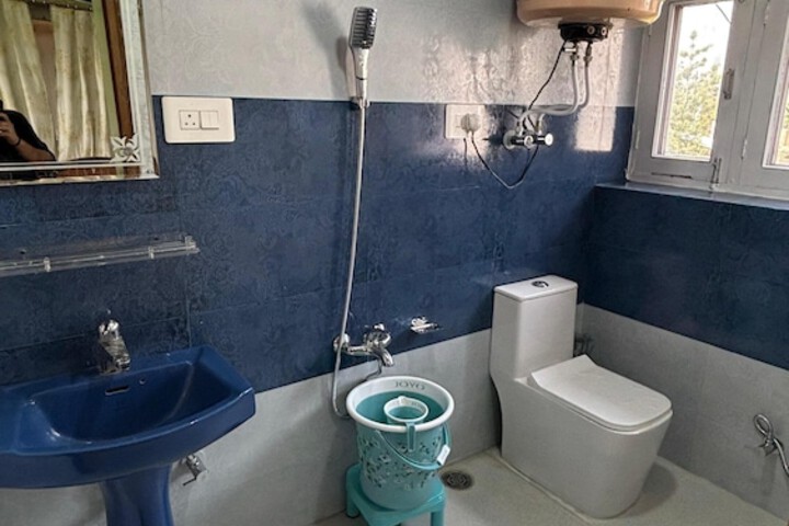 Room 40 of 61
