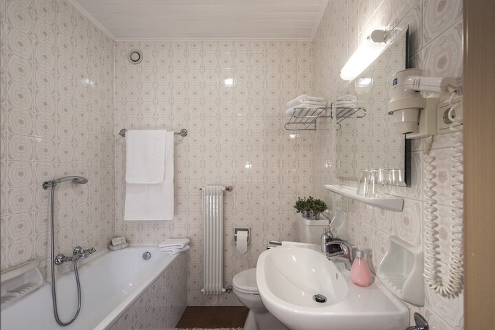 Room 20 of 78