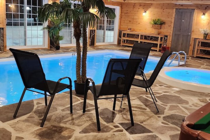 Photo of Domaine Riviere Sacacomie Pool