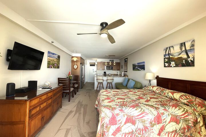 Room 7 of 65