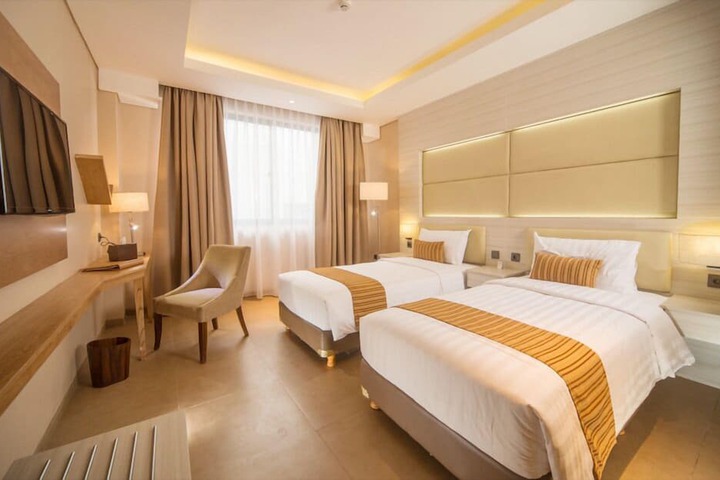 Room 10 of 46
