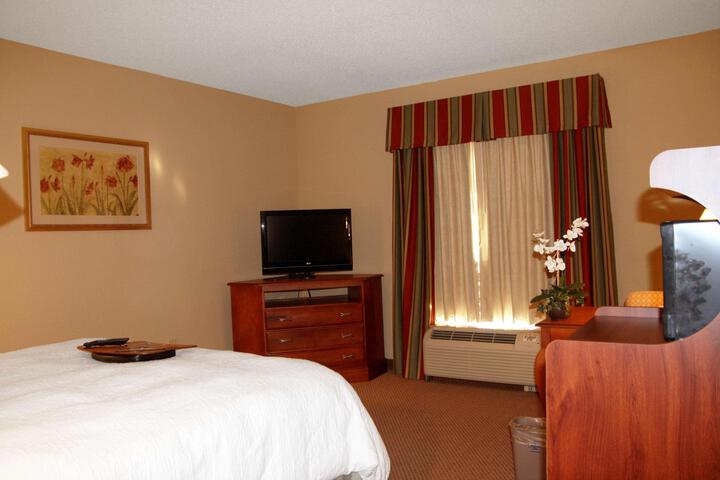 Room 9 of 26
