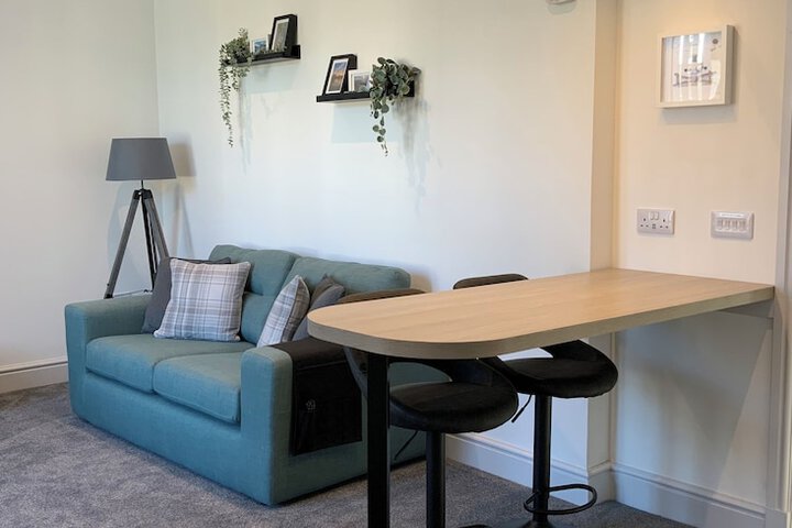 Room 4 of 67