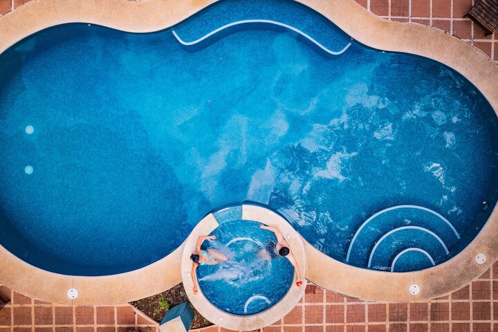 Pool Hotel